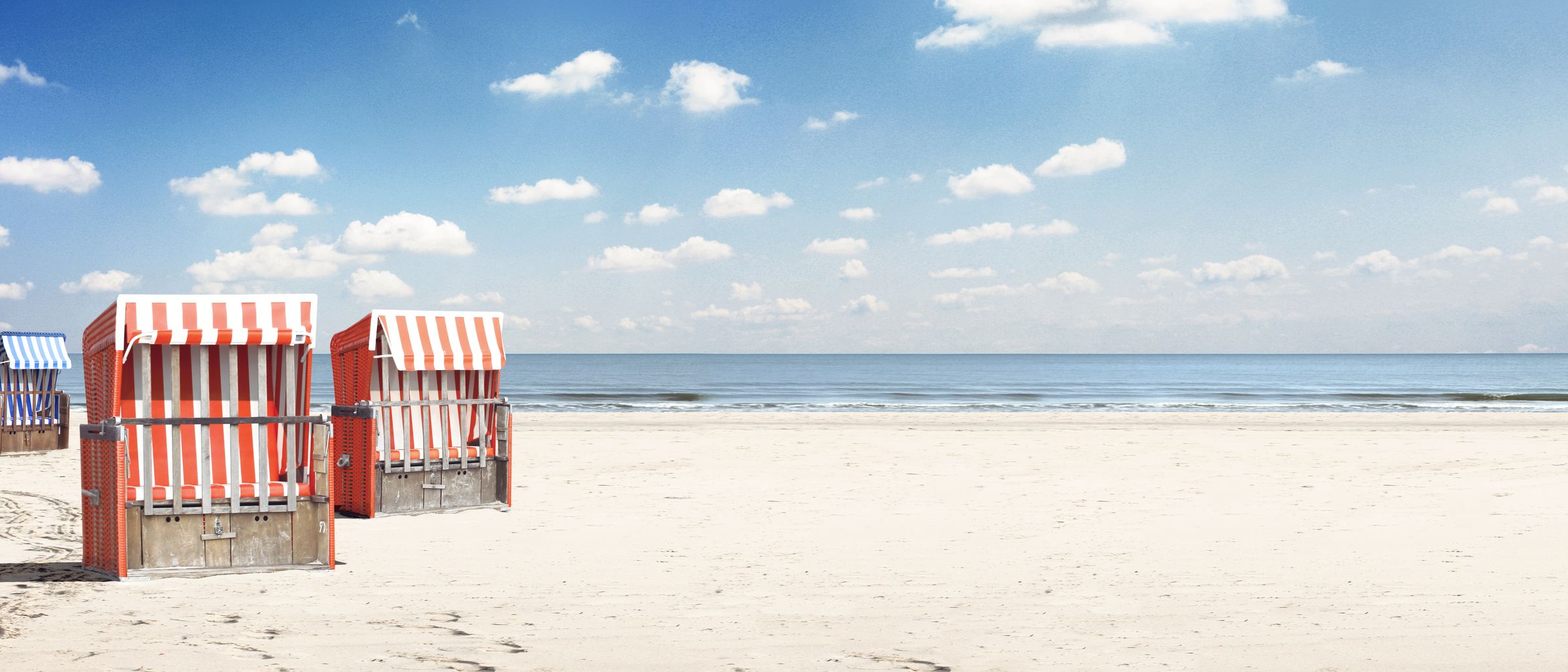 Strandkörbe am Ostseestrand